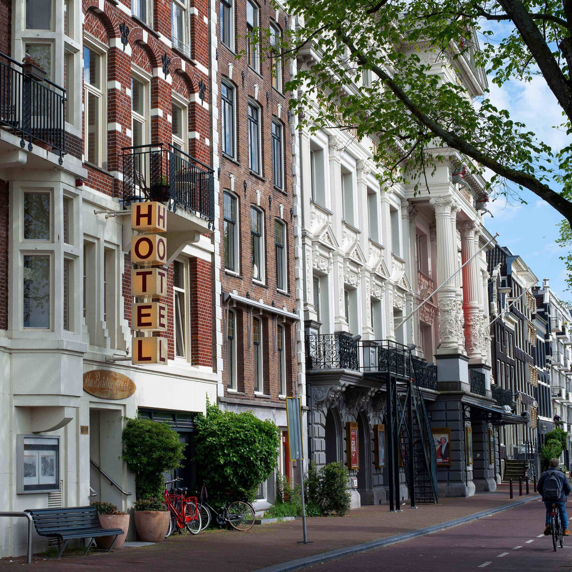 hotel-on-urban-street